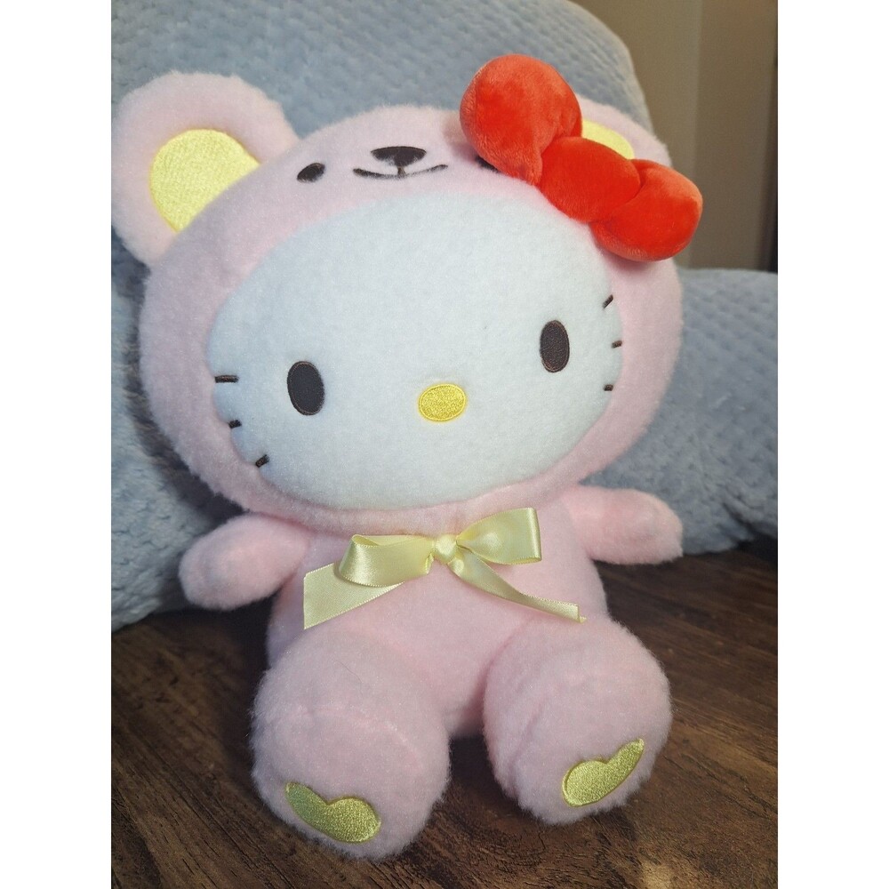Hello Kitty Plush Wool Boa Bear 11.8in Round1 Exclusive